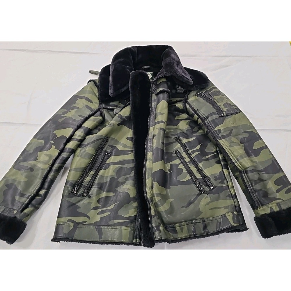 Jordan Craig Legacy Edition Woodland Camo Jacket  SIZE Large